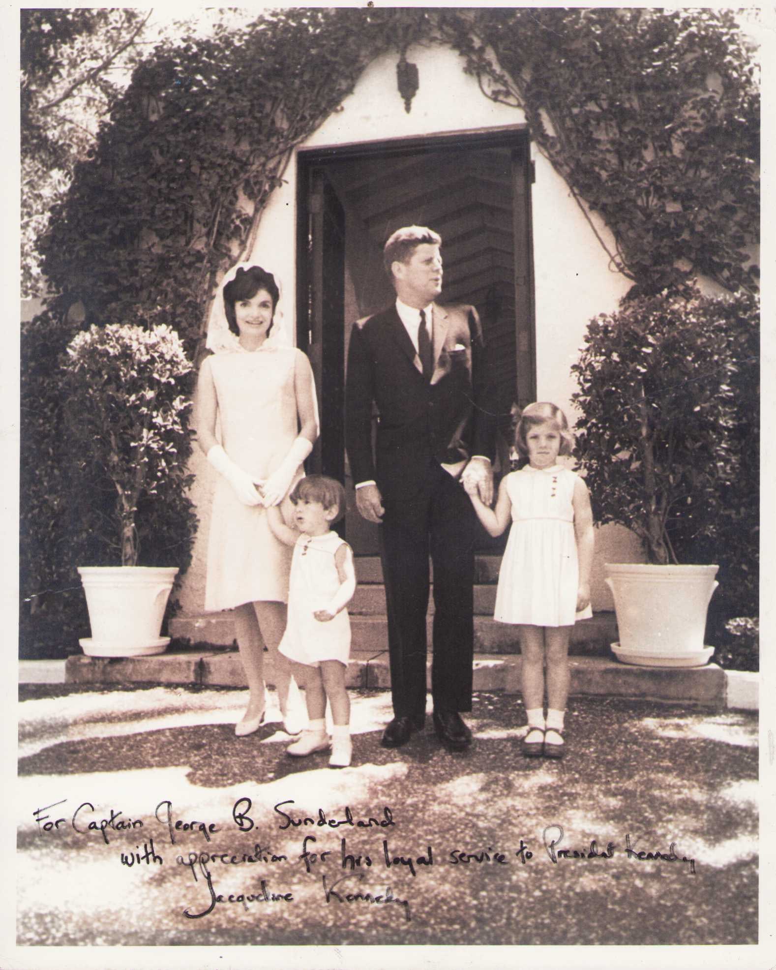 Jackie Kennedy heavyweight vintage White House years signed photograph (1 of 1)