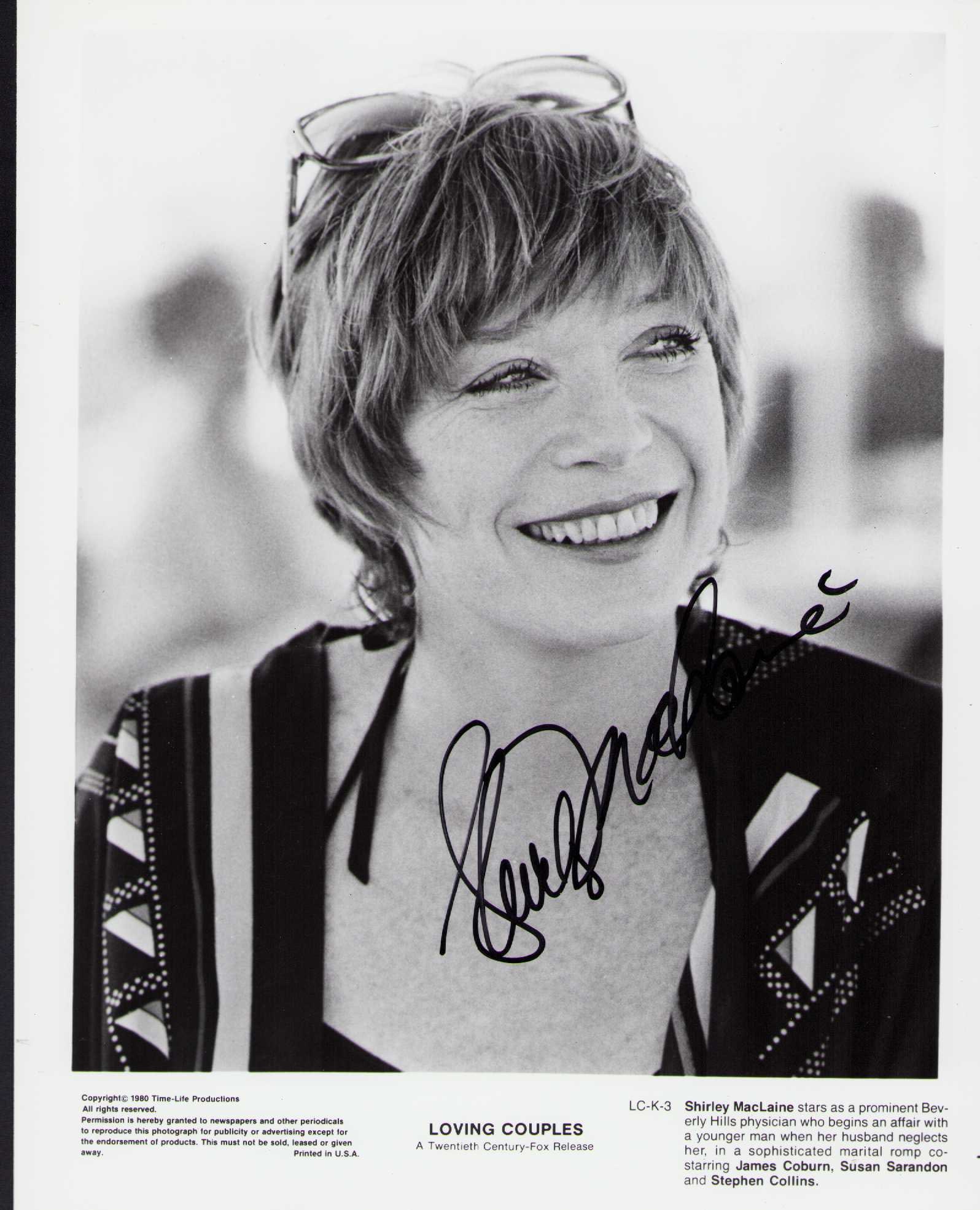 Shirley Maclaine signed photograph (1 of 1)