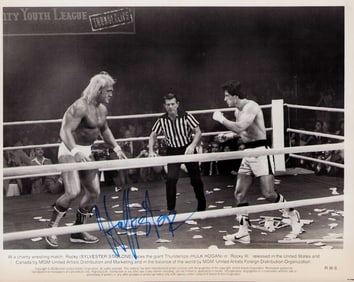 Hulk Hogan vintage signed photograph