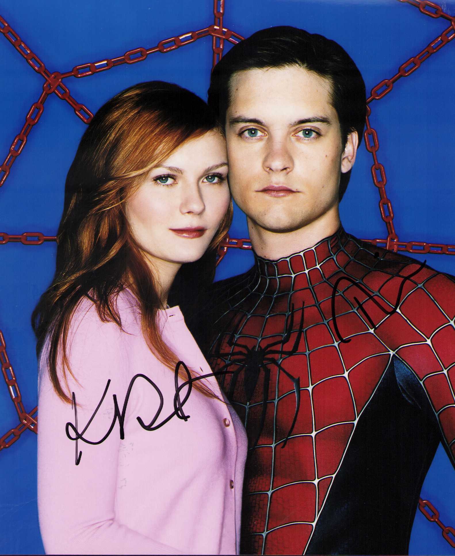 Spiderman cast signed photograph (1 of 1)