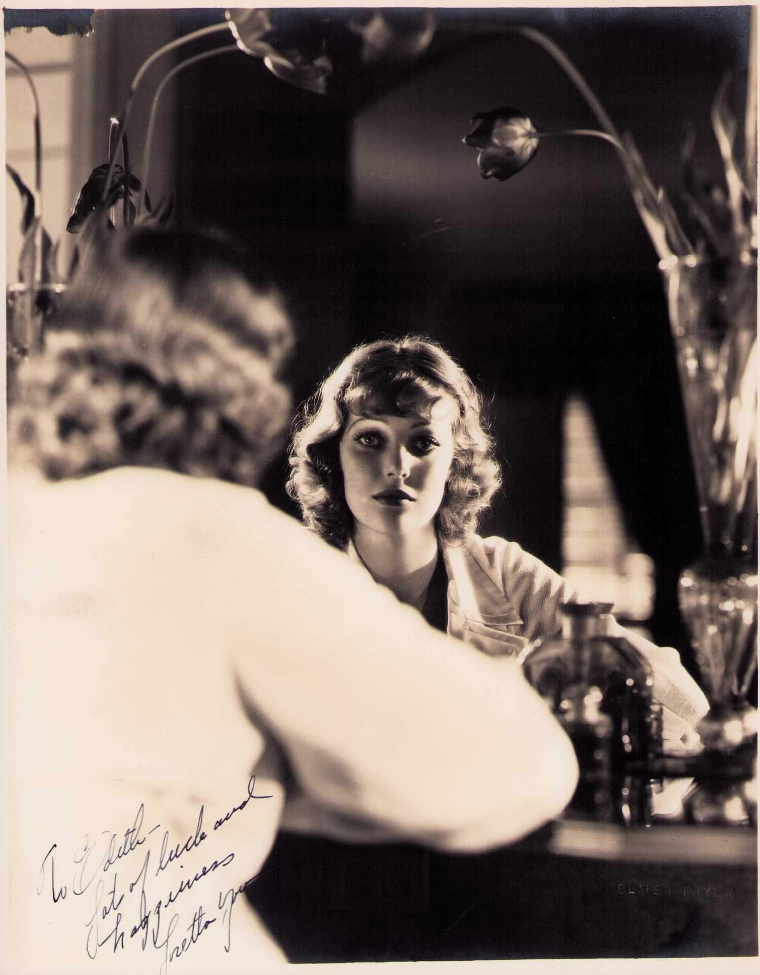 Loretta Young signed photograph (1 of 1)