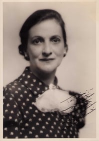 Beaulah Bondi signed photograph