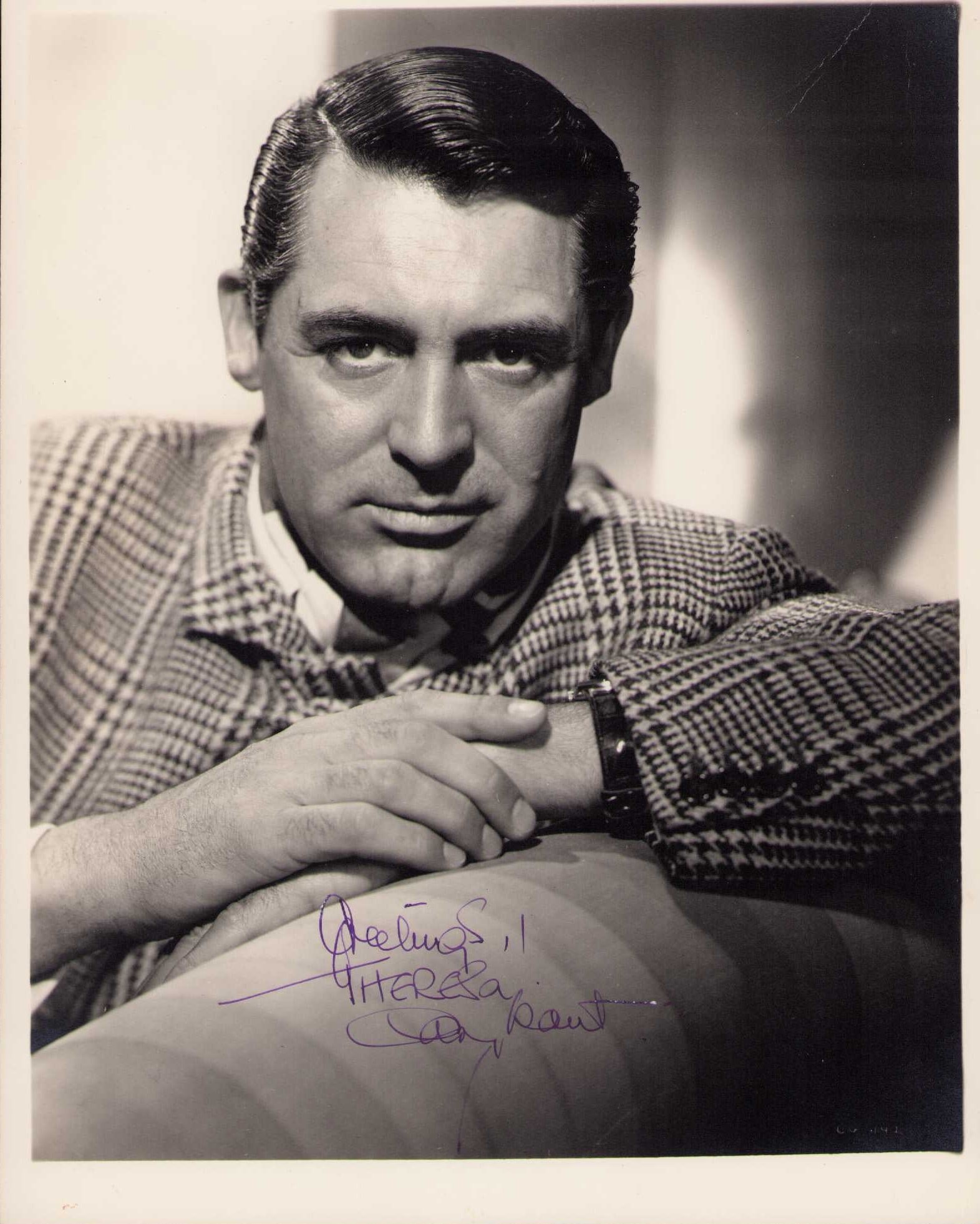 Cary Grant signed photograph (1 of 1)