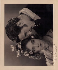 Lillian Gish signed 9x12 photograph