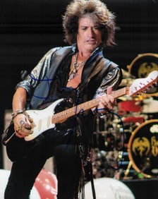 Joe Perry signed photograph