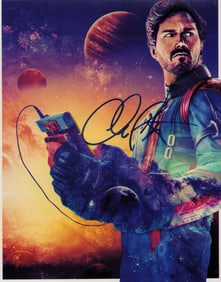 Chris Pratt signed photograph
