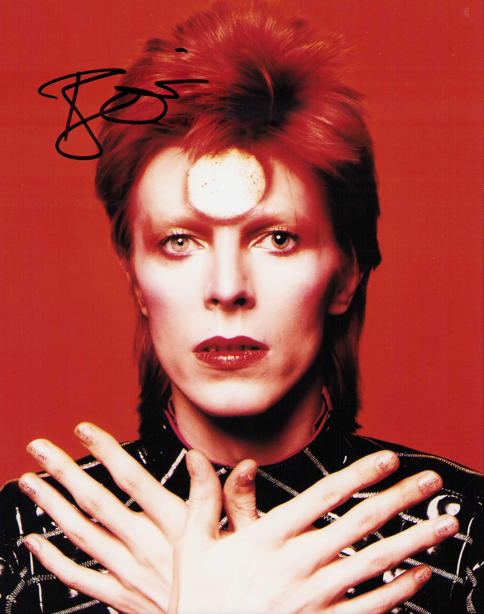David Bowie signed photograph (1 of 1)