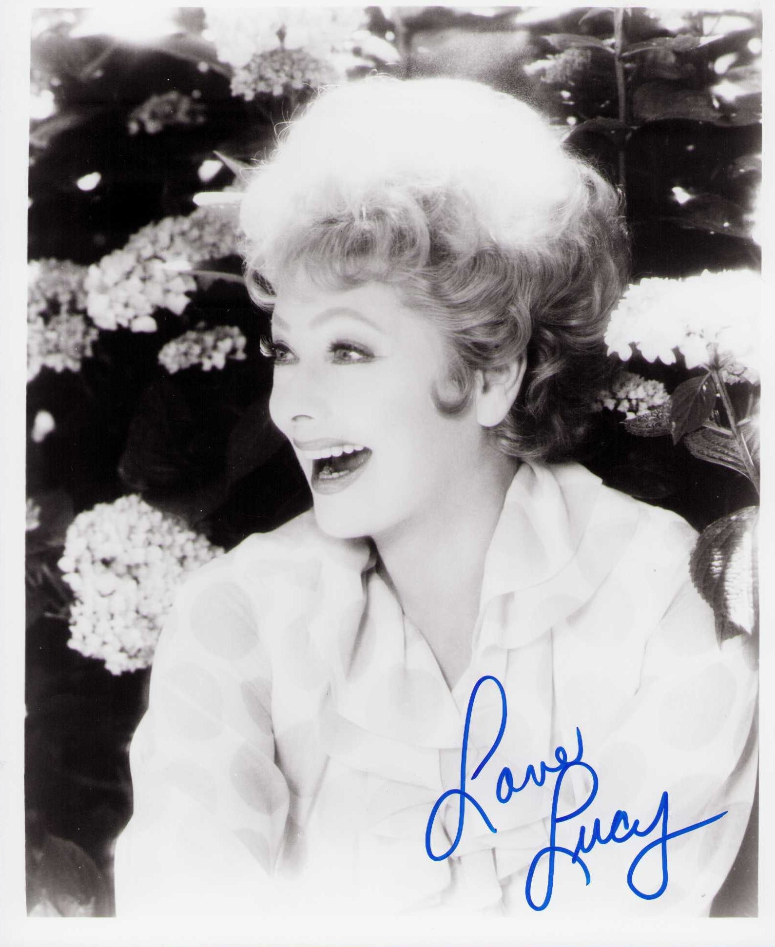 Lucille Ball signed photograph (1 of 1)