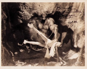 Johnny Weismuller signed vintage photograph