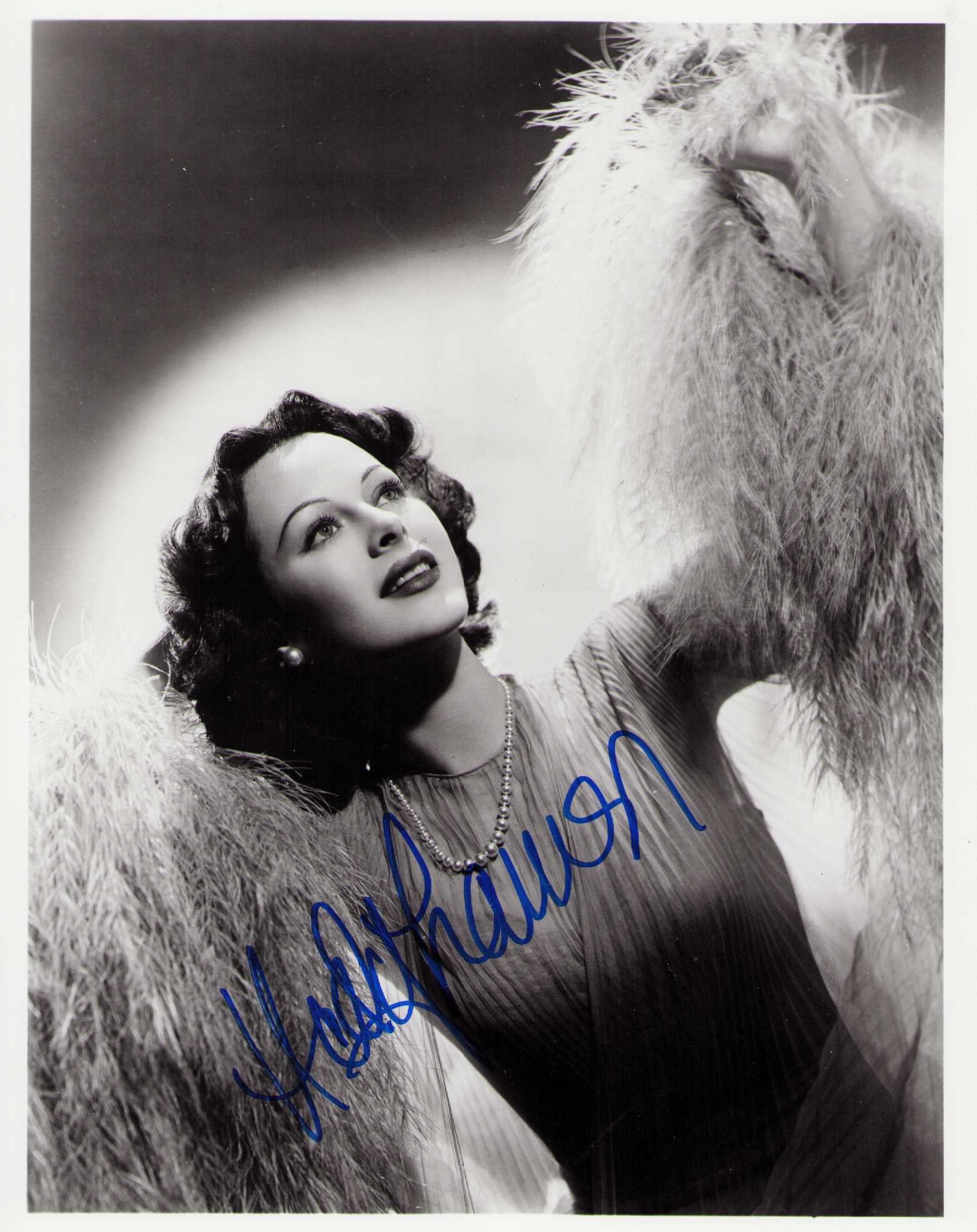 Hedy Lamarr signed photograph (1 of 1)