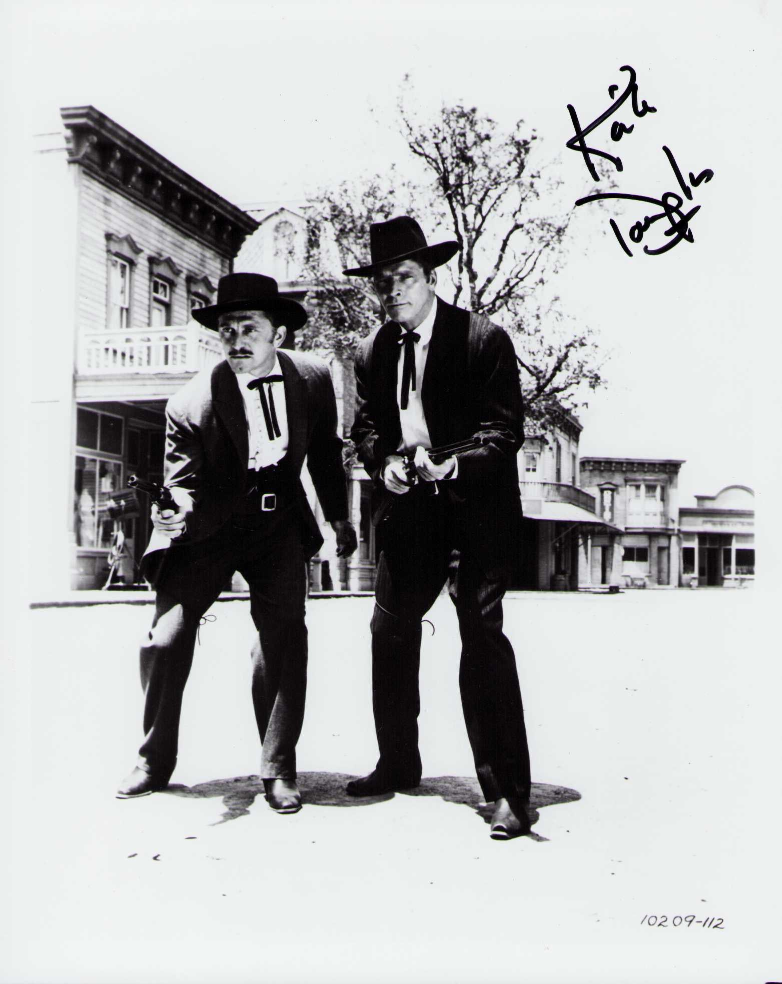 Kirk Douglas signed photograph (1 of 1)