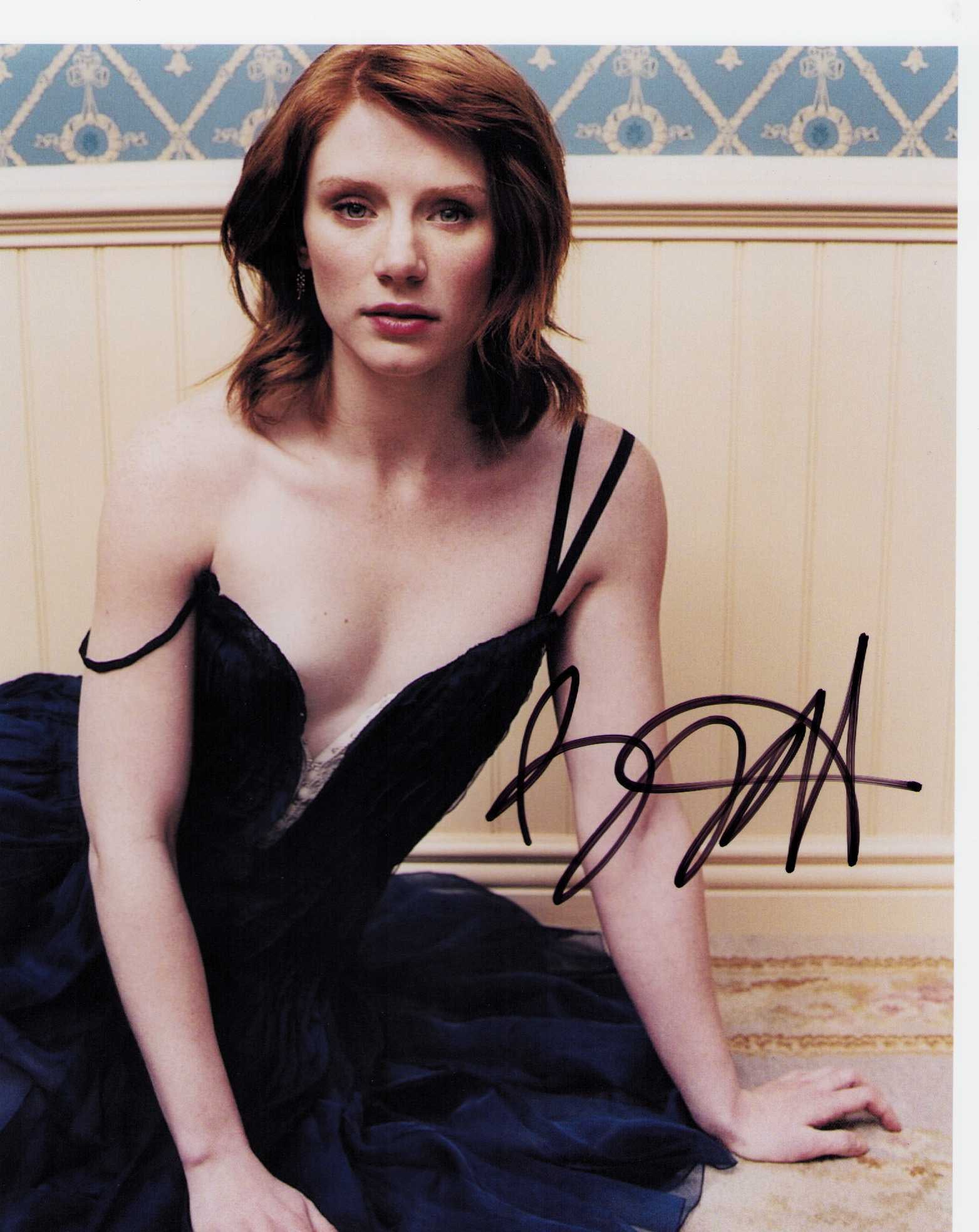 Bryce Dallas Howard signed photograph (1 of 1)