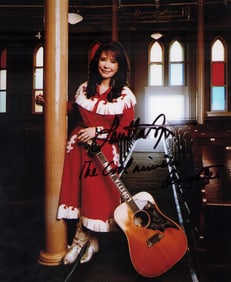 Loretta Lynn signed photograph