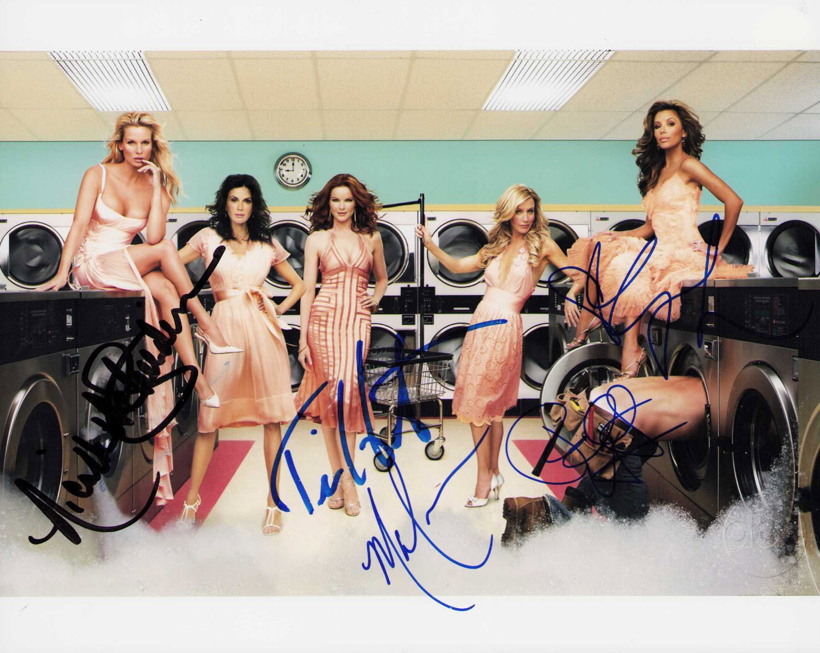 Desperate Housewives cast signed photograph (1 of 1)