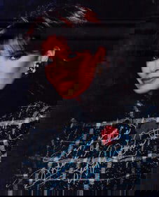 Jaclyn Smith signed photograph