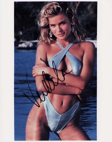 Vendella signed photograph