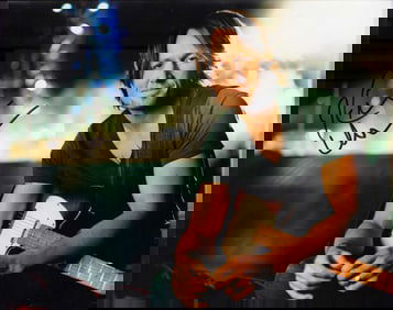 Keith Urban signed photograph