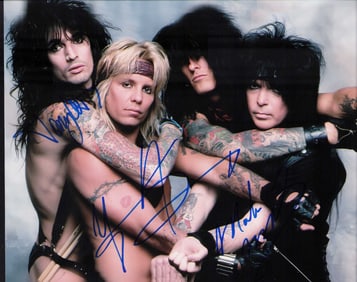Motley Crue signed photograph