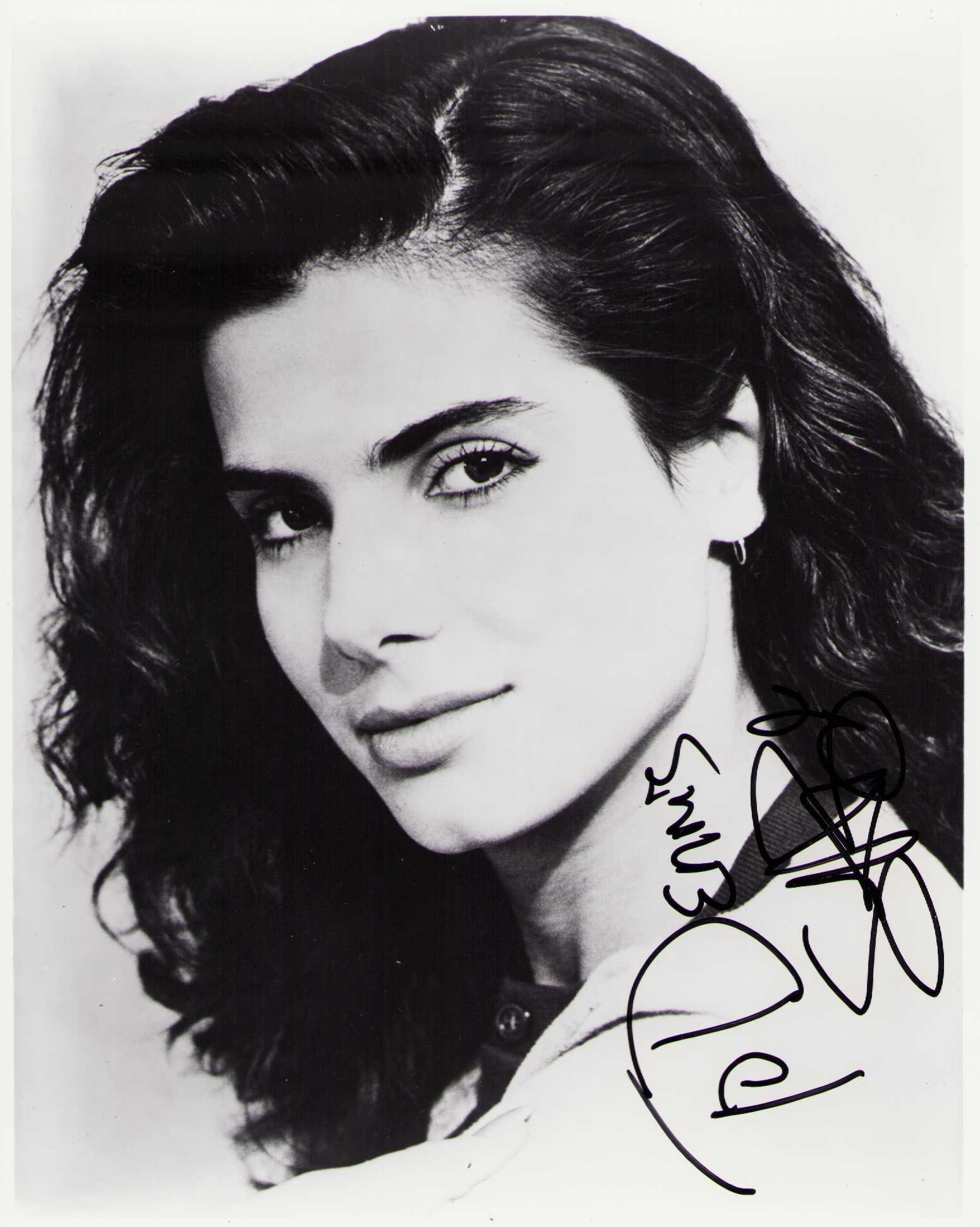 Sandra Bullock signed photograph (1 of 1)