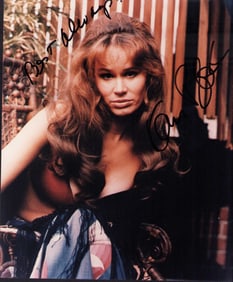 Karen Black signed photograph