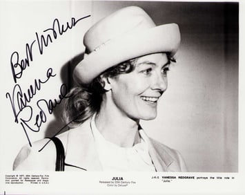 Vanessa Redgrave signed photograph