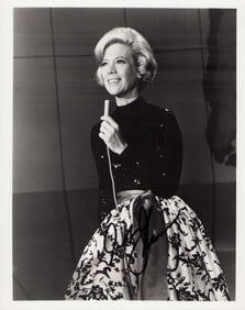 Dinah Shore signed photo