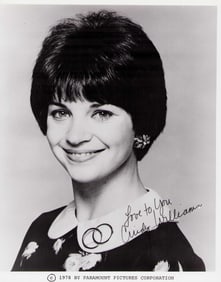 Cindy Williams signed photo