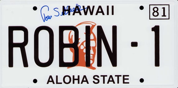 Tom Selleck signed Magnum PI License tag
