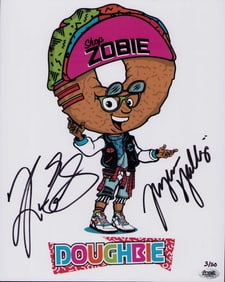 Kara Edwards signed photo