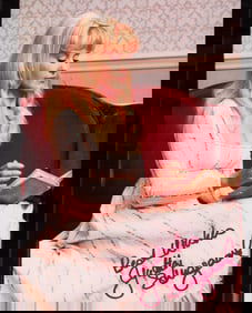 Yutte Stensgaard signed photo 8x10