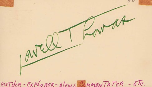 Lowell Thomas signature