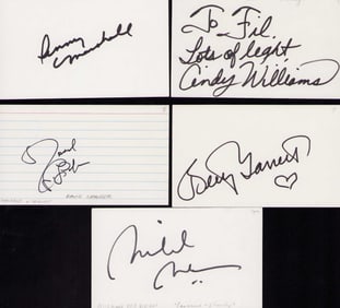 Laverne and Shirley set of cast signatures