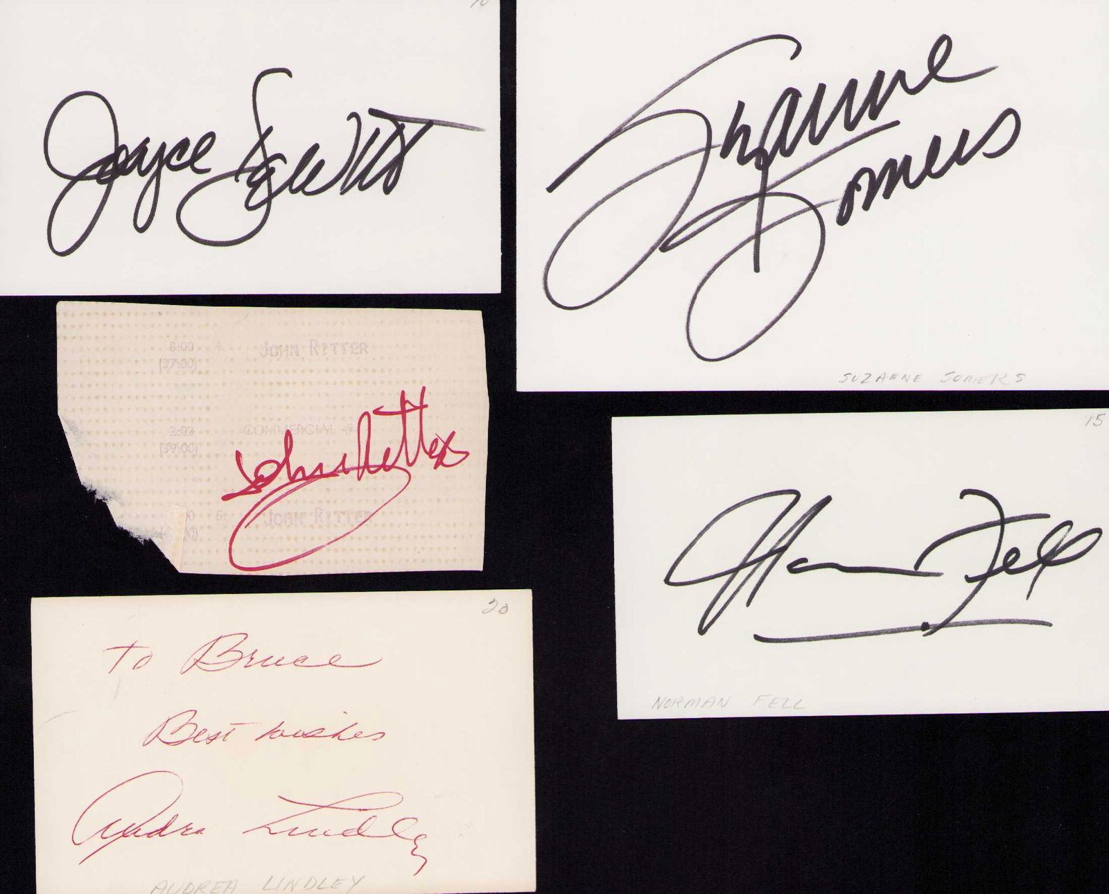 Three's Company set of signatures cast (1 of 1)