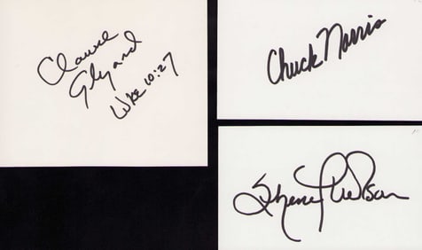 Walker Texas Ranger set of cast signatures