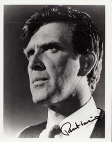 Robert Lansing signed photograph