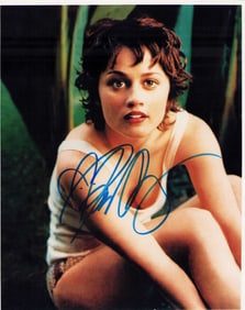 Robin Tunney signed photograph