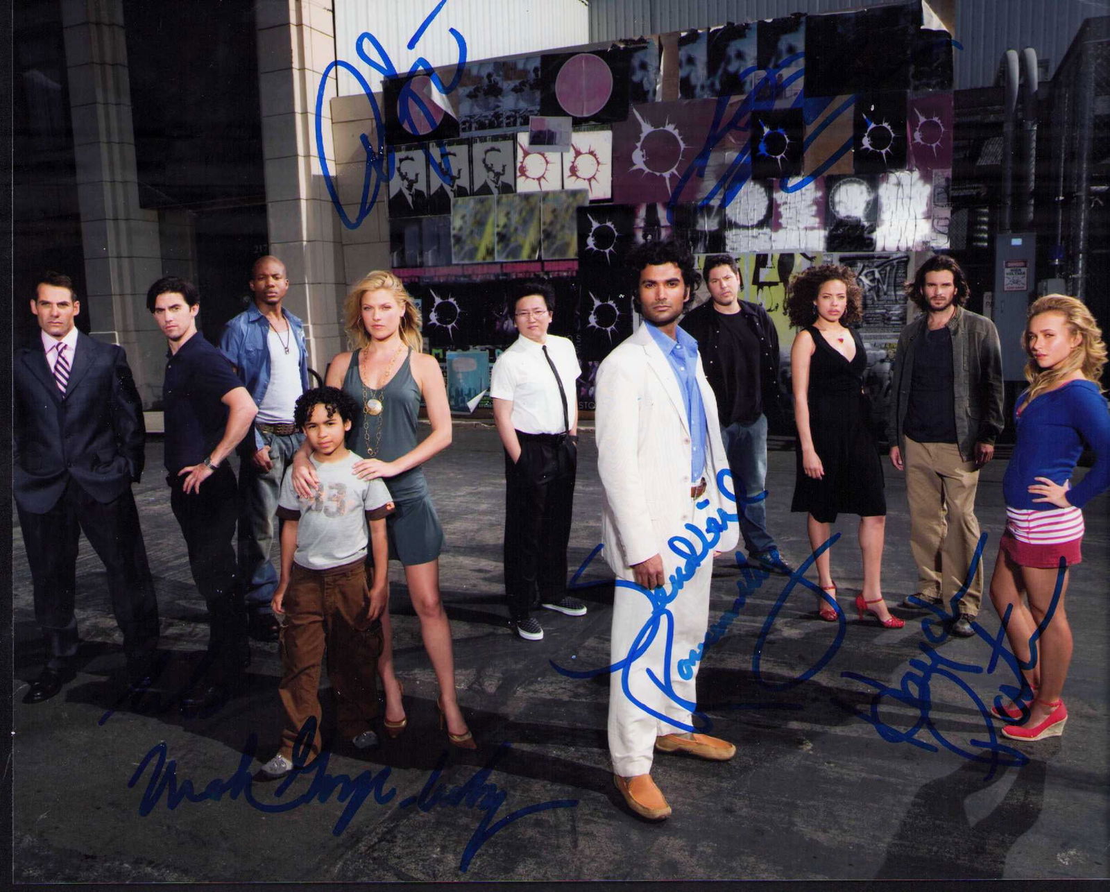 Heroes cast signed photograph (1 of 1)
