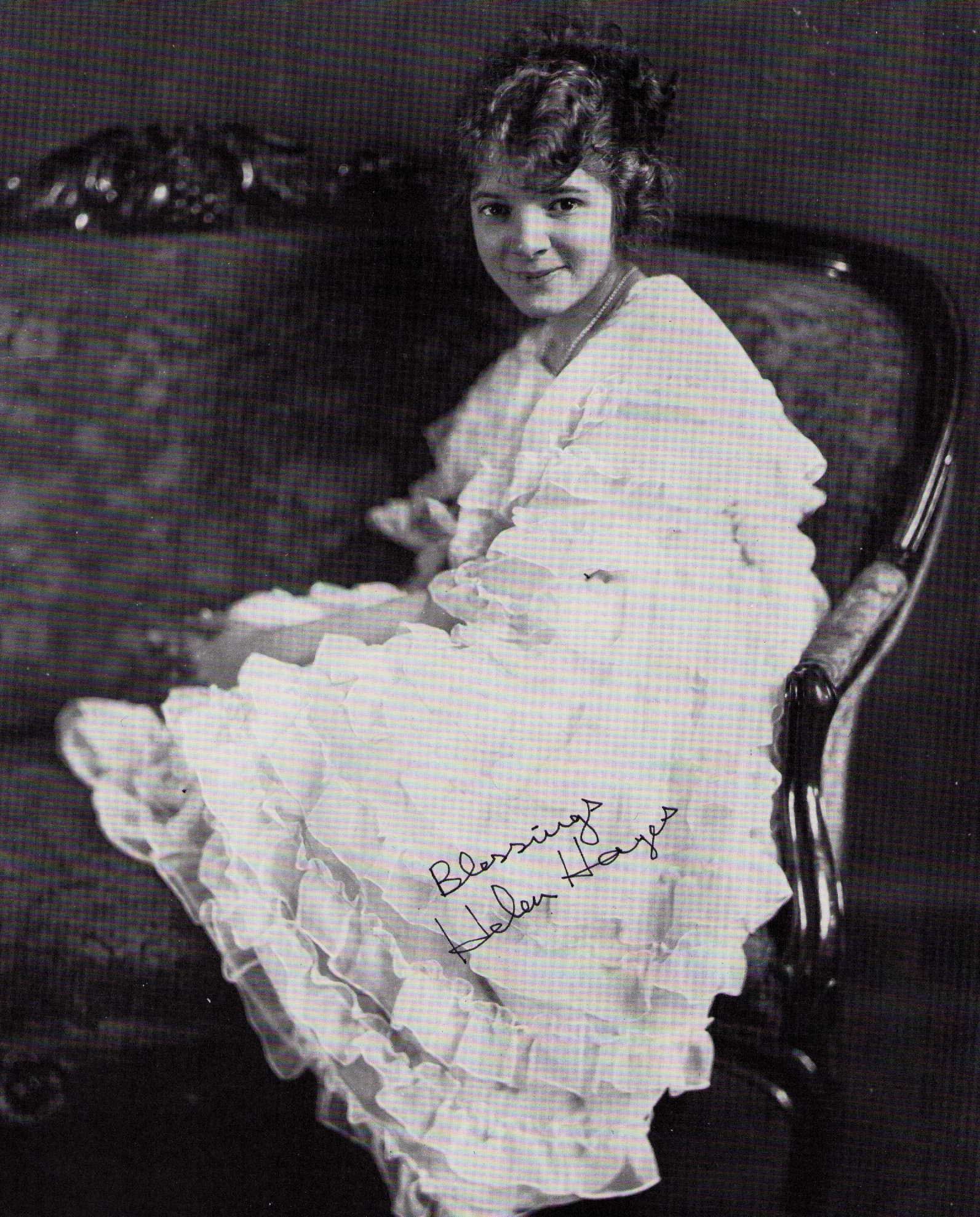 Helen Hayes signed photograph (1 of 1)