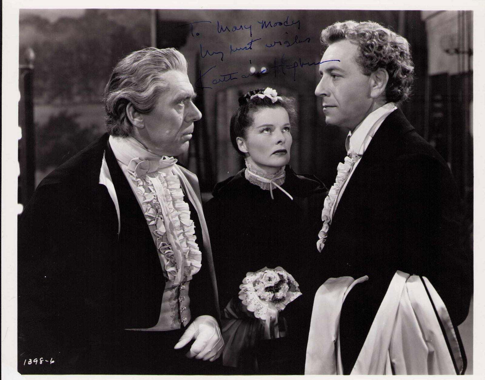 Katharine Hepburn signed photograph (1 of 1)