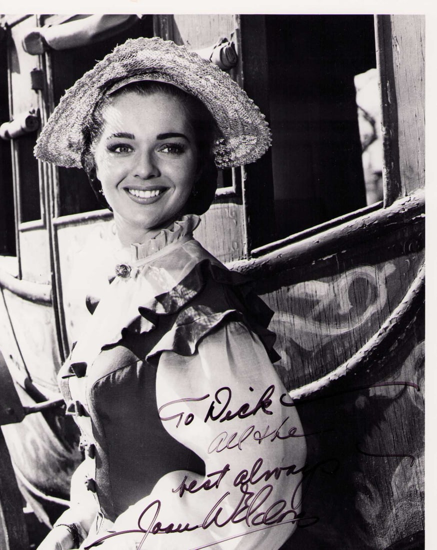 Joan Weldon signed photograph (1 of 1)