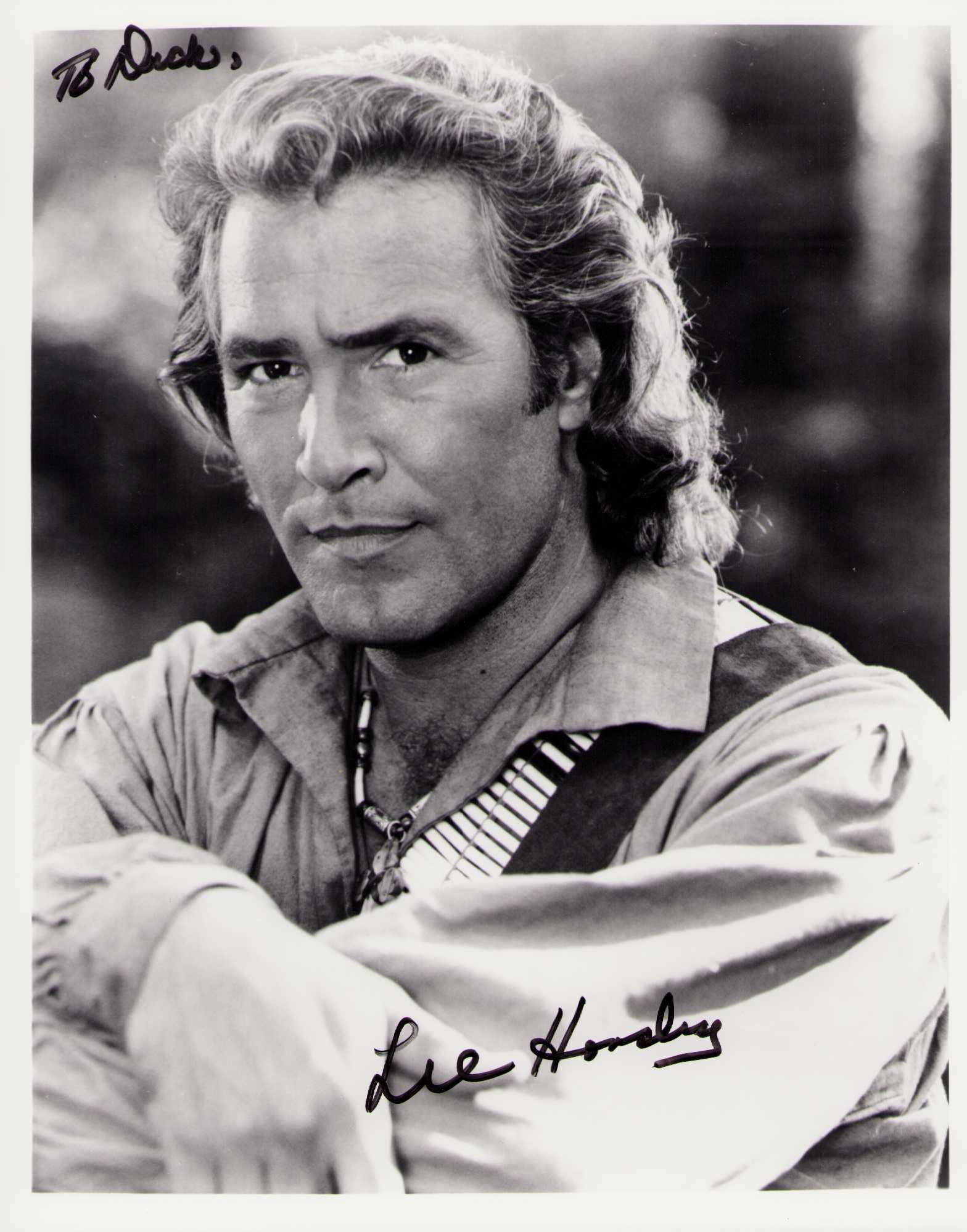 Lee Horsley signed photograph (1 of 1)