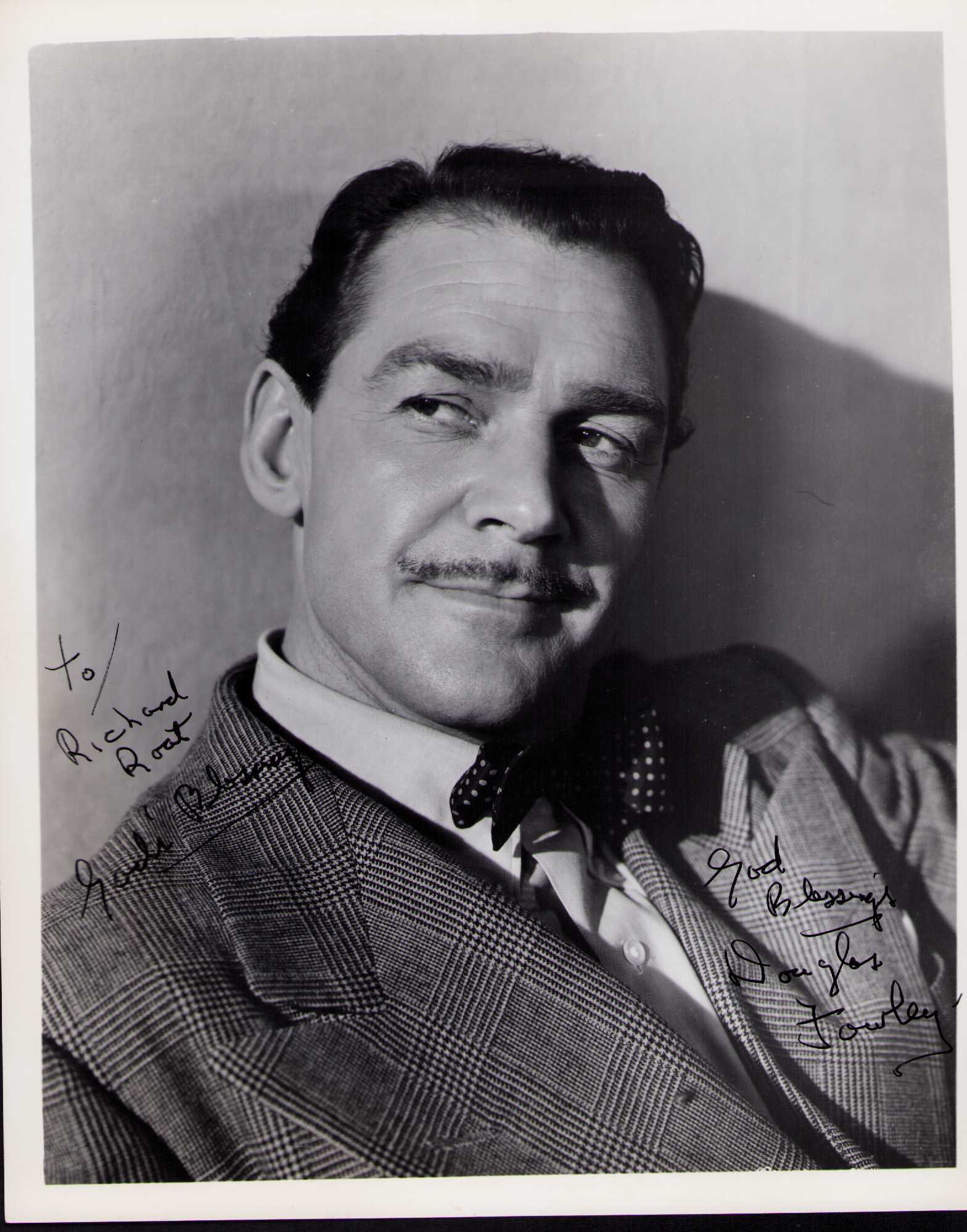 Douglas Fowley signed photoraph B (1 of 1)