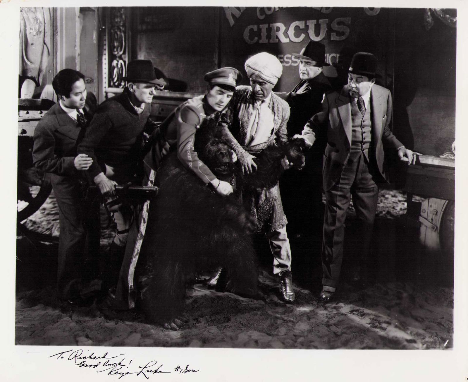 Keye Luke signed photograph (1 of 1)