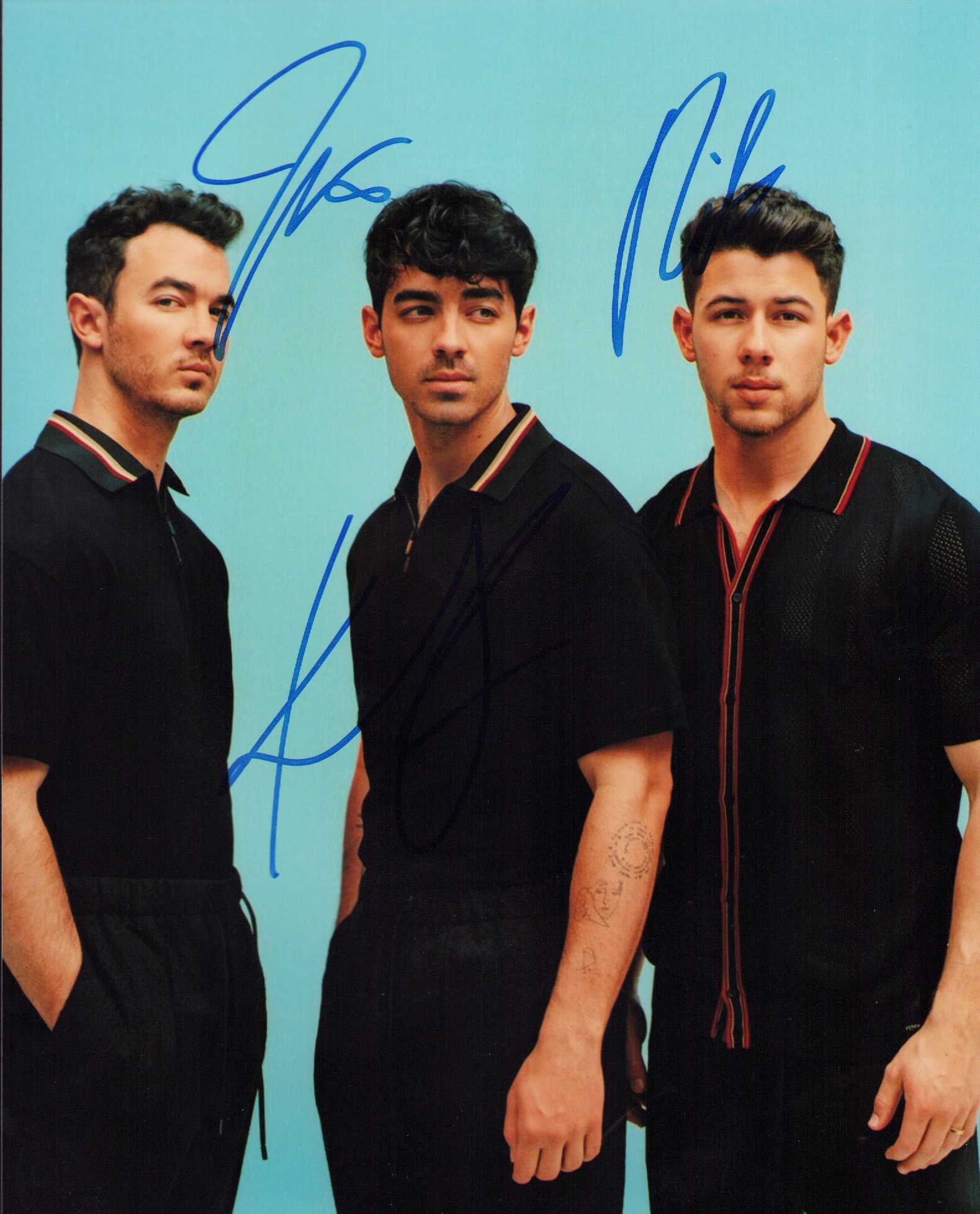 Jonas Brothers signed photograph (1 of 1)