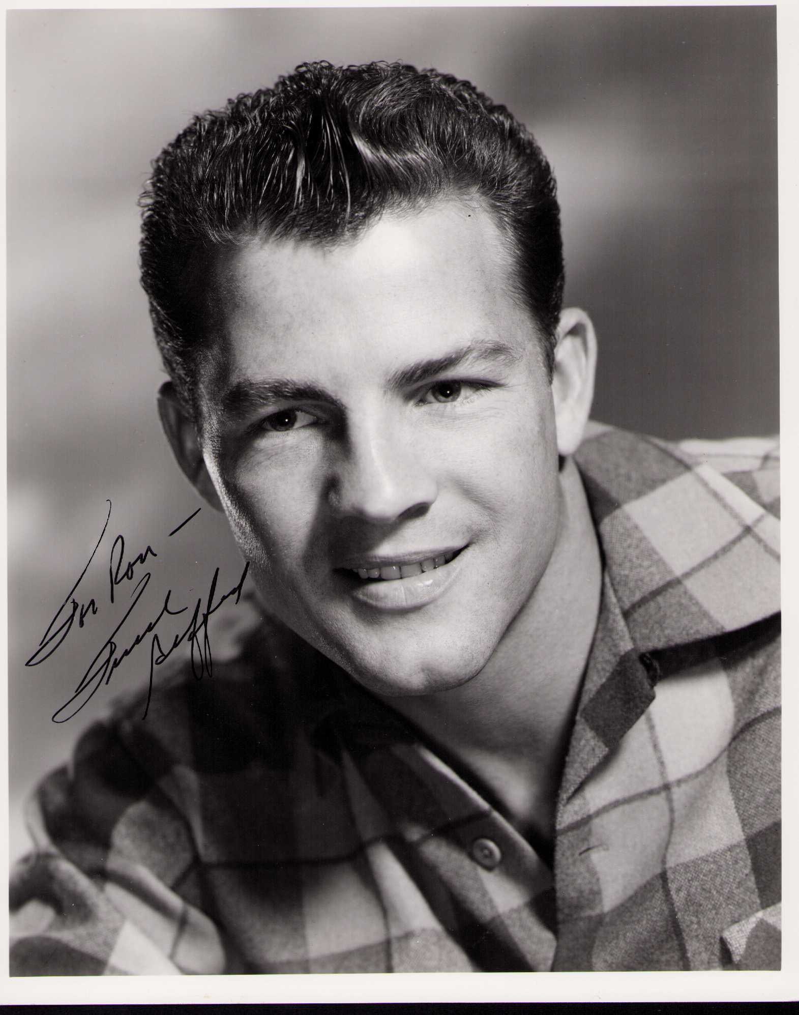 Frank Gifford signed photograph (1 of 1)