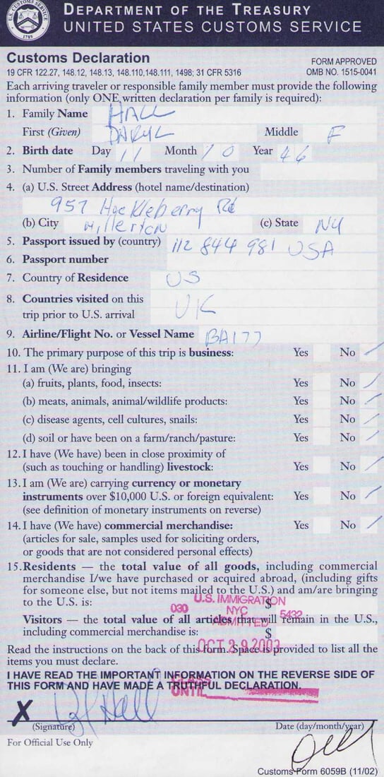 Daryl Hall document signed (1 of 1)