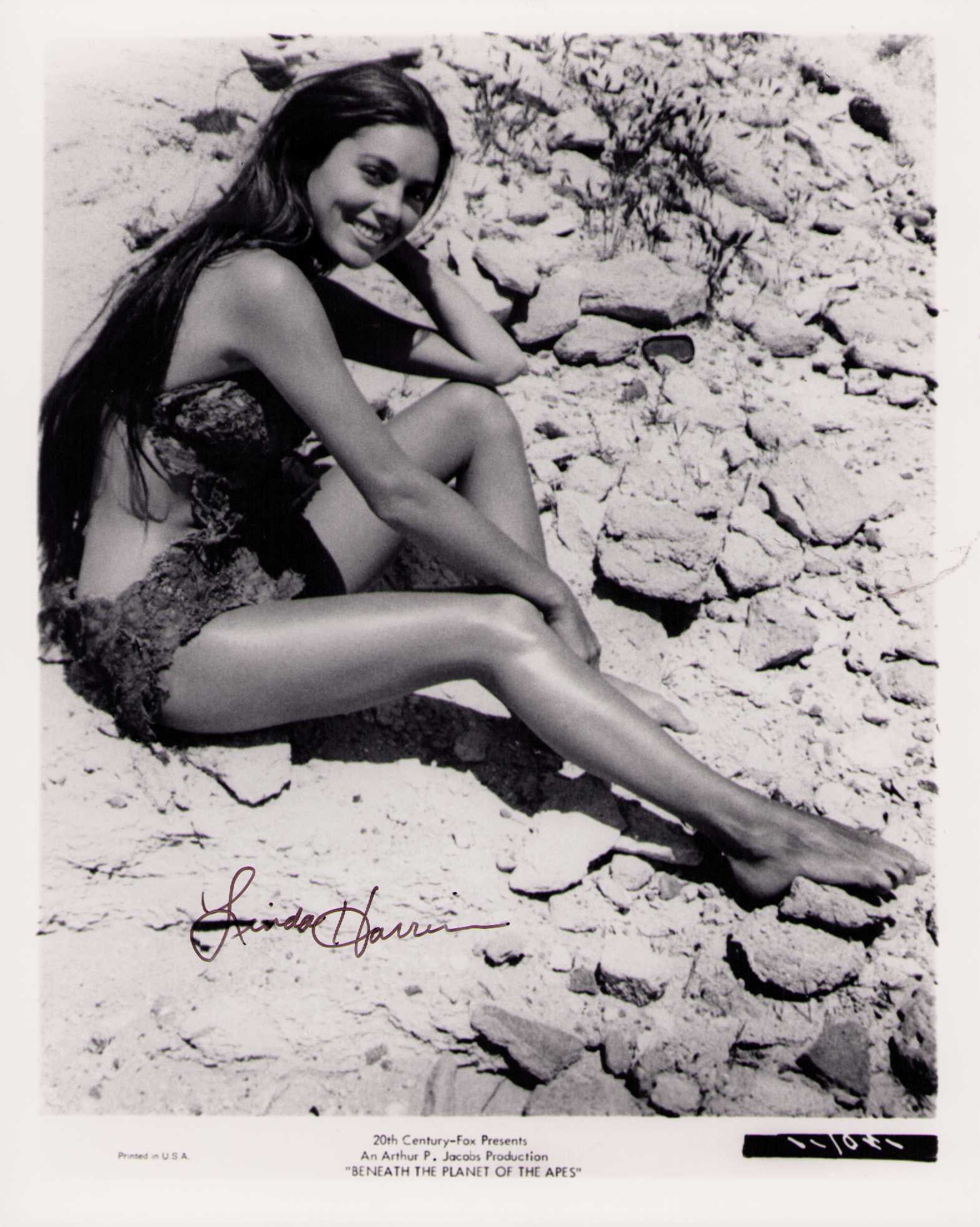 Linda Harrison signed Planet of the Apes photograph: The sexy Linda Harrison as Nova in Planet of the Apes movies signed vintage 8x10 photograph Certificate of AuthenticityEVERY item in this auction comes with at minimum one fully illustrated and serial
