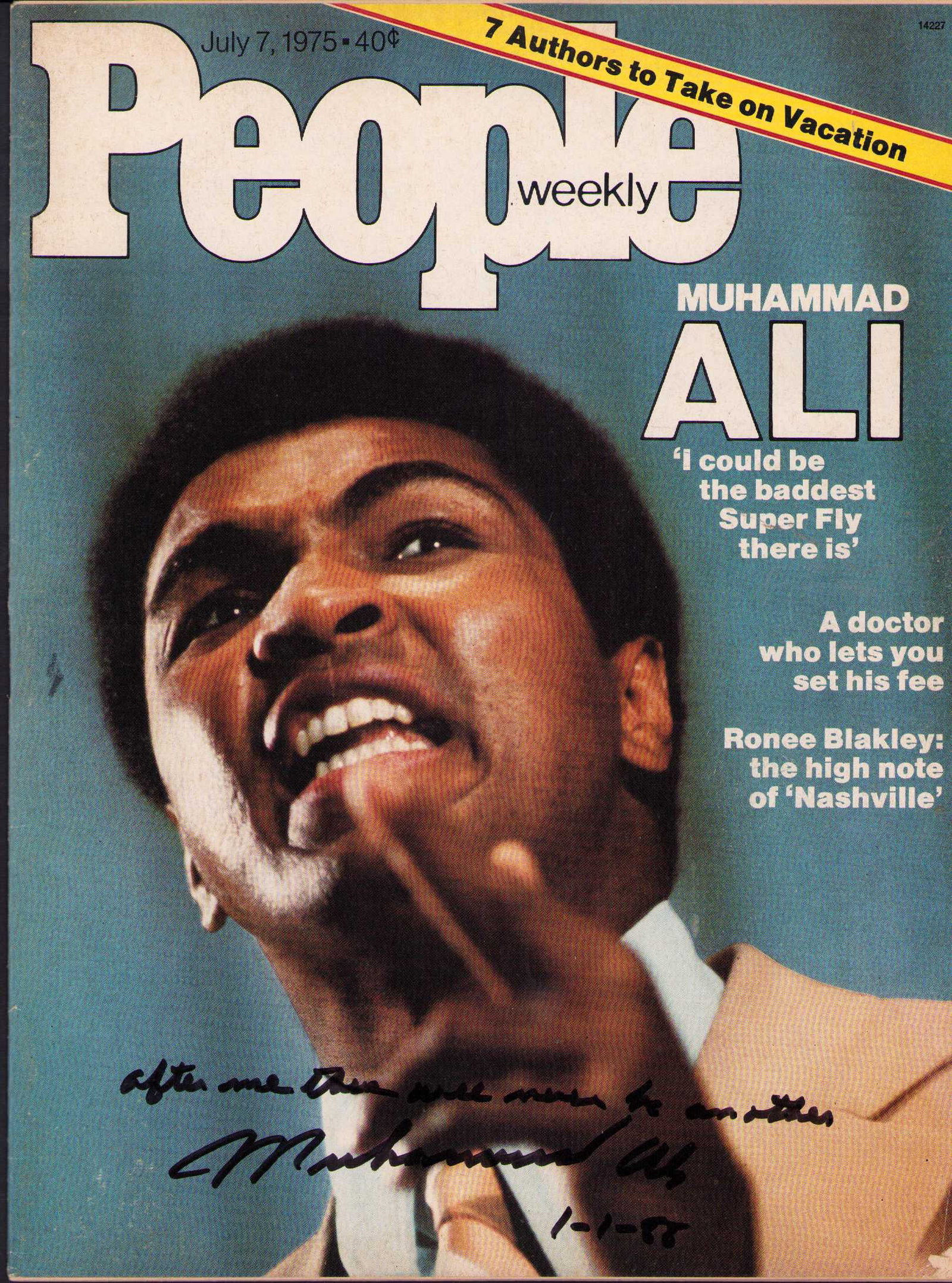 Muhammad Ali signed People magazine: A People magazine in vf cond no label signed by the worlds greatest boxer Muhammad Ali Certificate of AuthenticityEVERY item in this auction comes with at minimum one fully illustrated and serial