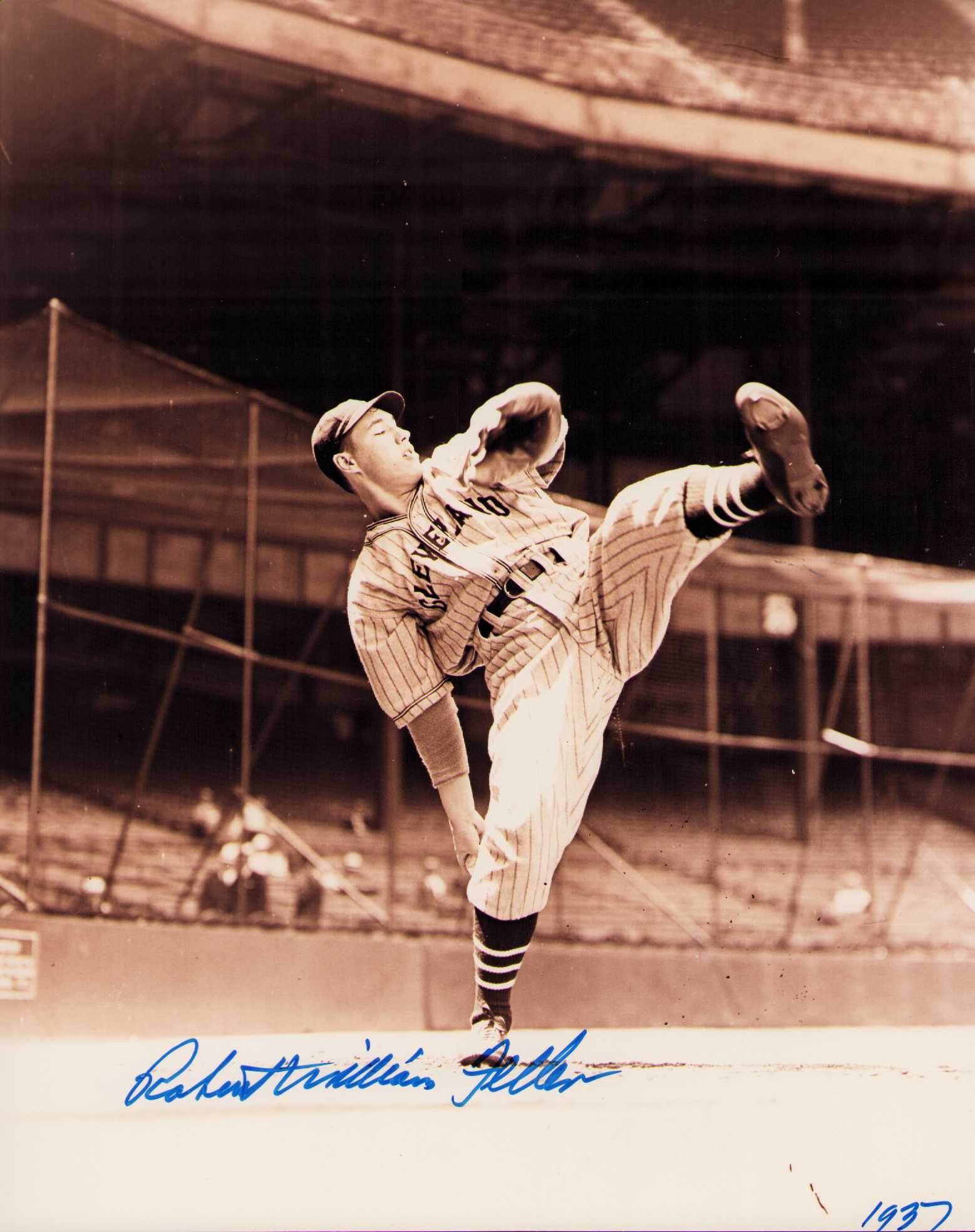 Bob Feller rare signed photograph: A RARE Bob Feller signed in full with real name Robert William Feller find one ! Certificate of AuthenticityEVERY item in this auction comes with at minimum one fully illustrated and serial