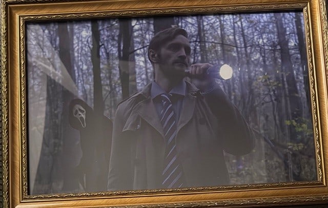 Scream 7 original framed art On screen: Seen on screen in the movie is this photograph in original frame from the Macher House historic set these were obtained from a cast crew only auction when the film wrapped ONE OF A KIND 